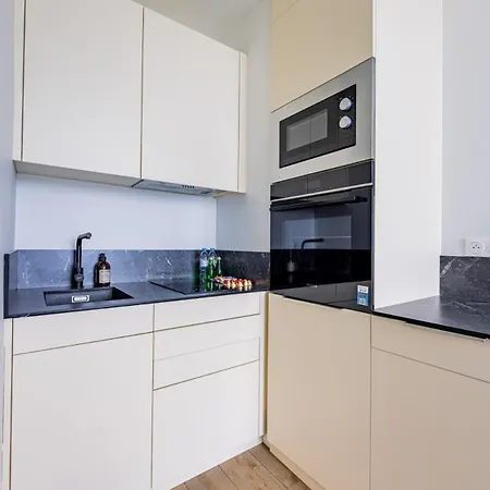 Sur Seine - Ultra Functional Neuilly-sur-Seine